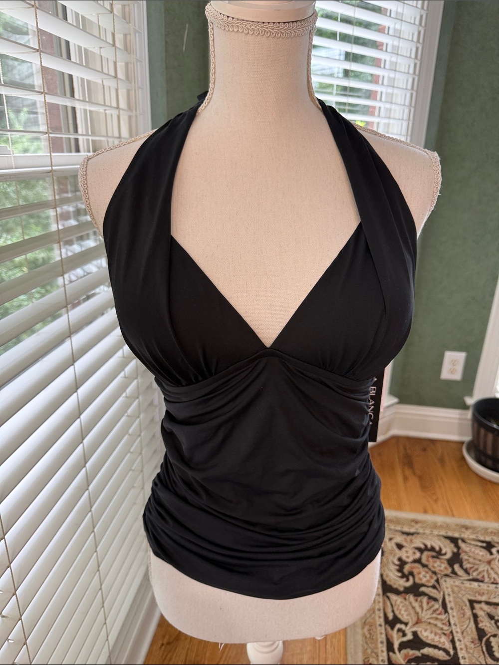 NWT La Blanca Black Halter Swim Top with Ruched Detail size 10